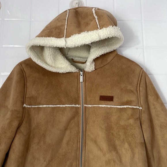 Koolaburra by UGG, color khaki hoodie jacket, size 14-16. Made with faux fur - Picture 8 of 17
